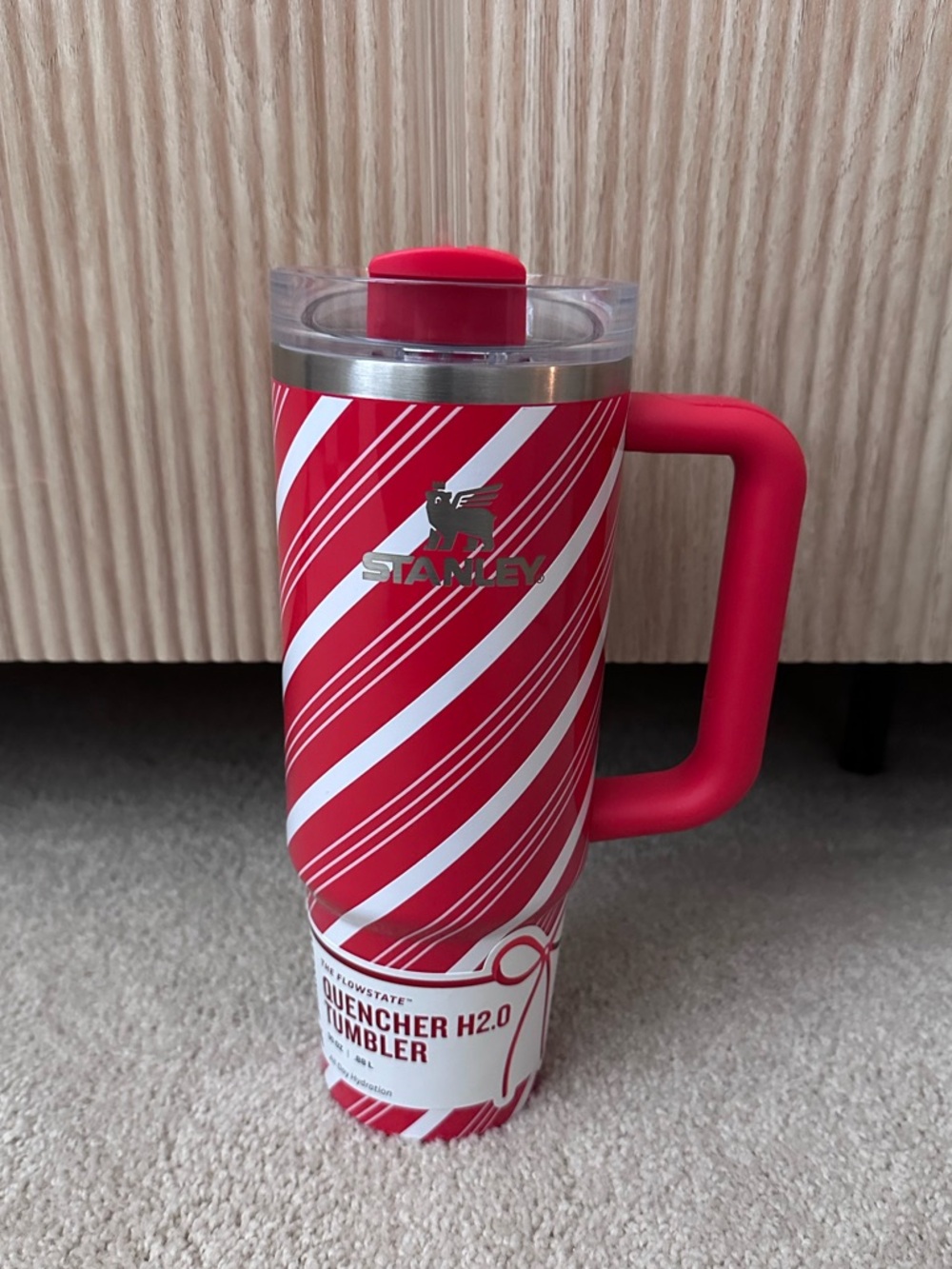 Stanley Quencher H2.0 Tumbler - Red & White Candy Stripe - Brand New